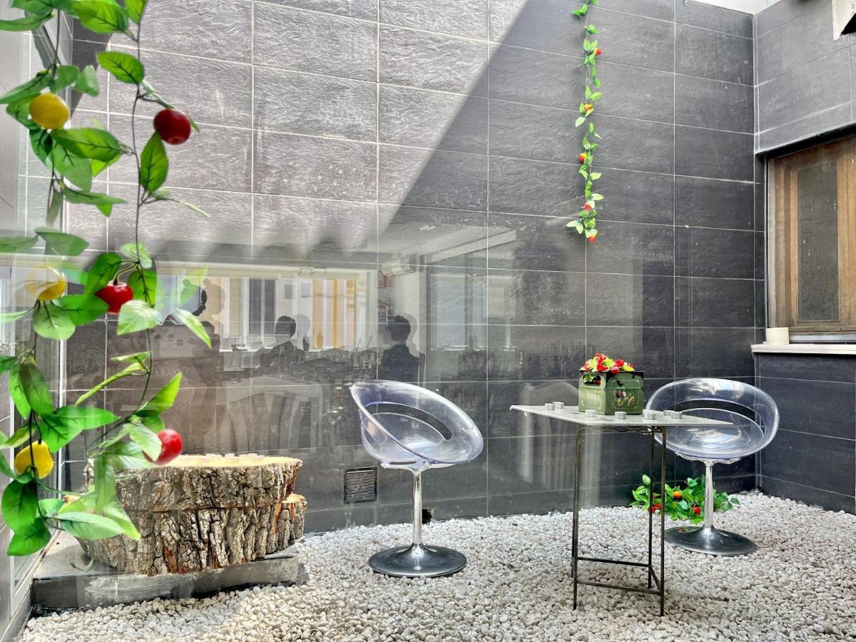 Hostal Nomadas By Gloove فيلاألبا دي لا سايرا المظهر الخارجي الصورة