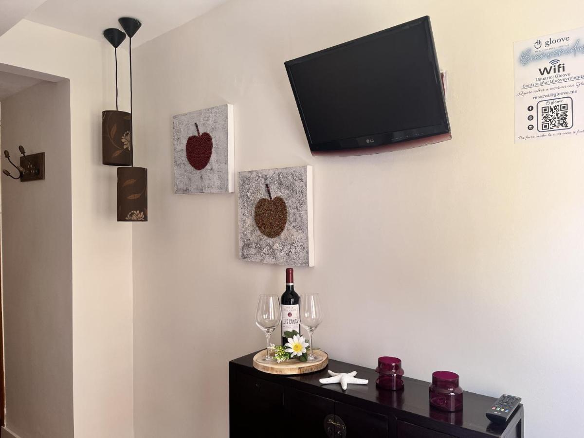 Hostal Nomadas By Gloove فيلاألبا دي لا سايرا المظهر الخارجي الصورة